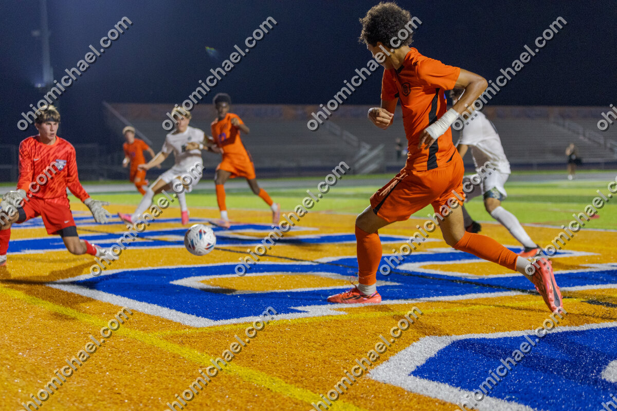 Olentangy Orange HS Boys Varsity Soccer vs Pick North HS — photo 01m1g0fxq9j2e6726zbt0sbtvf