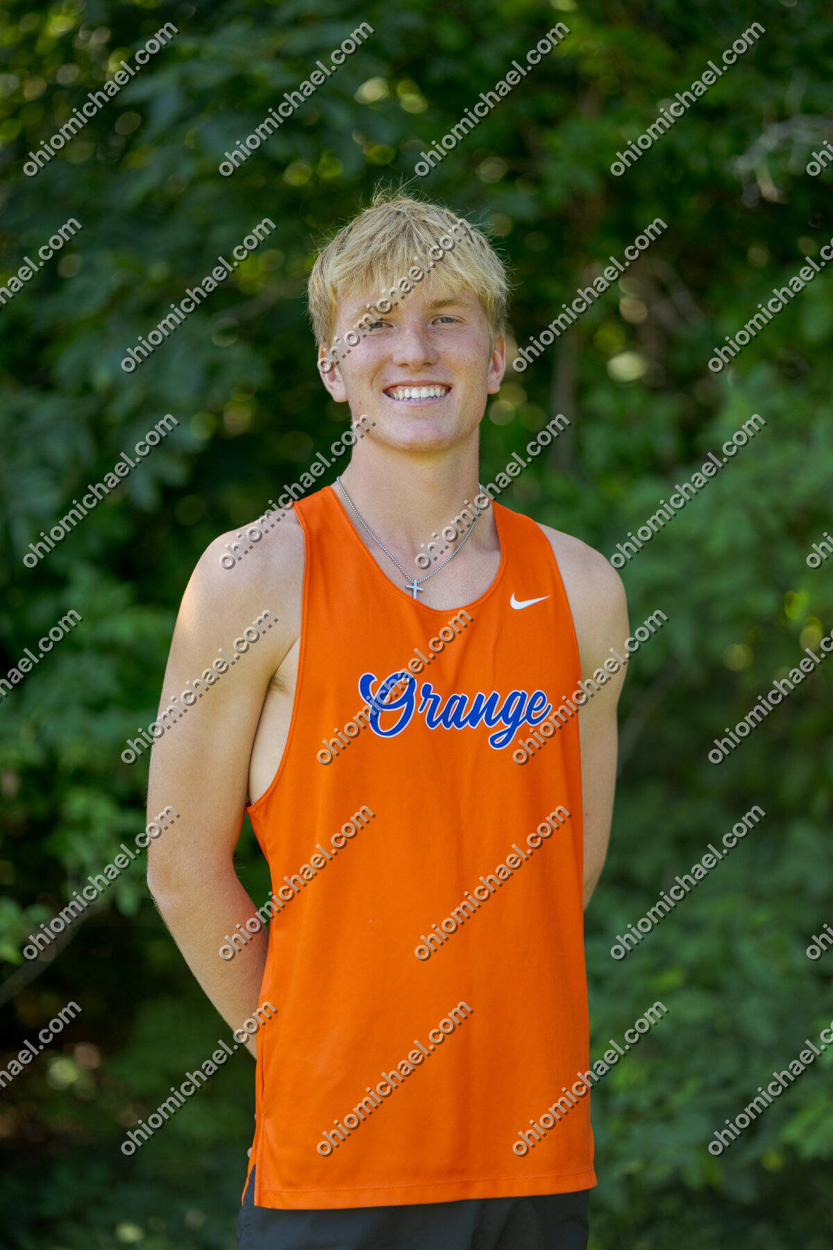 2026 Olentangy Orange high school Cross Country Senior Photos — photo 01m1jc63sfhzx0dabjrczexq28