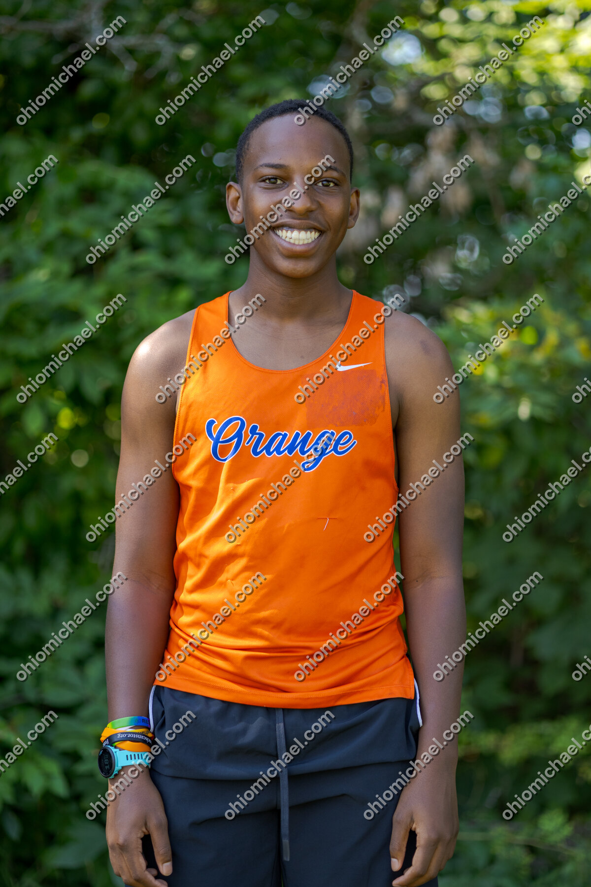 2026 Olentangy Orange high school Cross Country Senior Photos — photo 01m1jc70xv0dnfb6k3yn9gsgtv