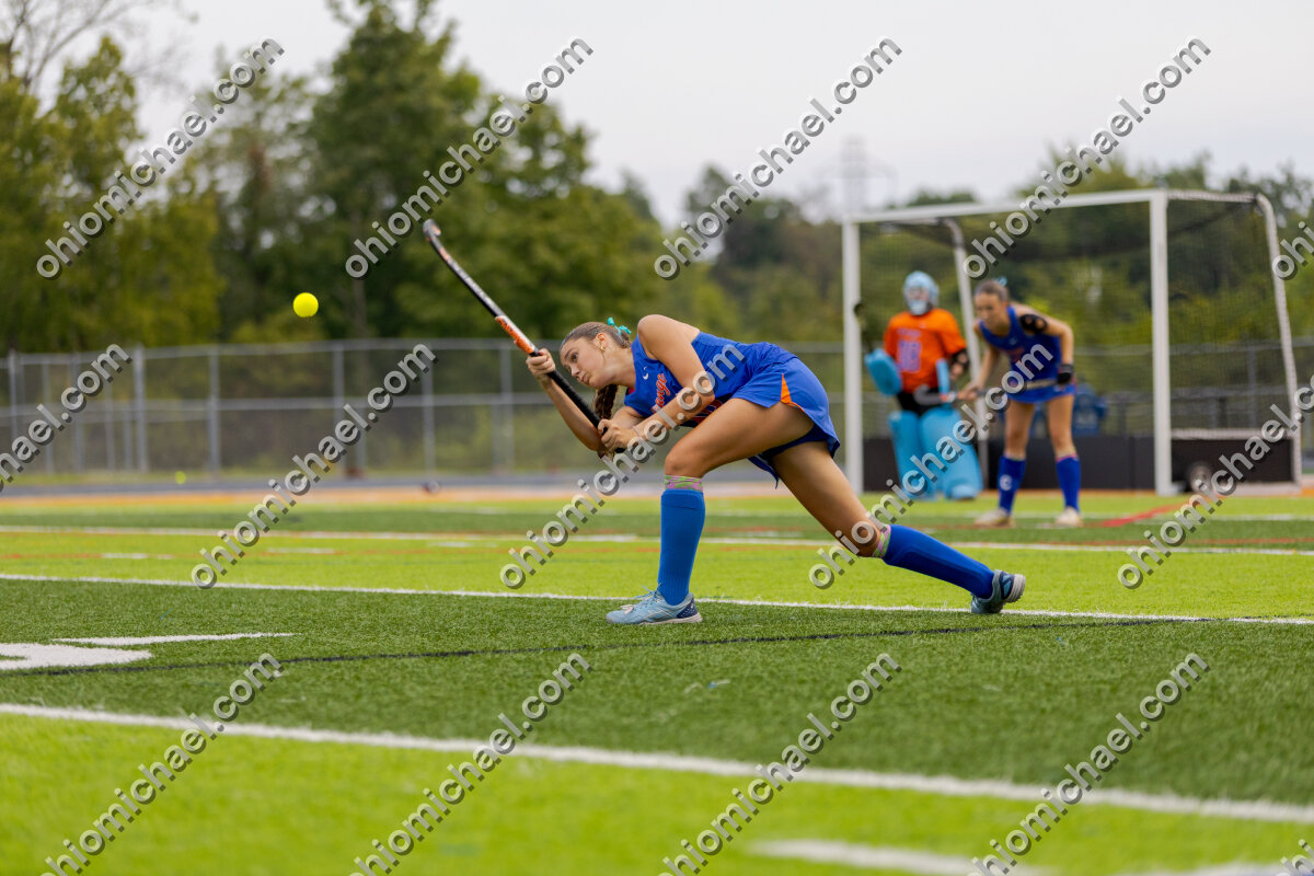 Olentangy Orange HS Girls Varsity Field Hockey vs Thomas Worthington HS — photo 01m2pd1czg0b2xbebpx5sdbqrk