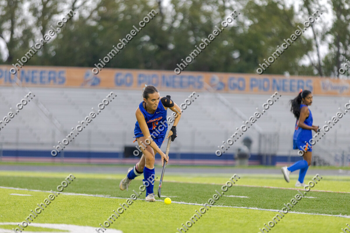 Olentangy Orange HS Girls Varsity Field Hockey vs Thomas Worthington HS — photo 01m2pd2g7p1nnbhb64x92z9xa9