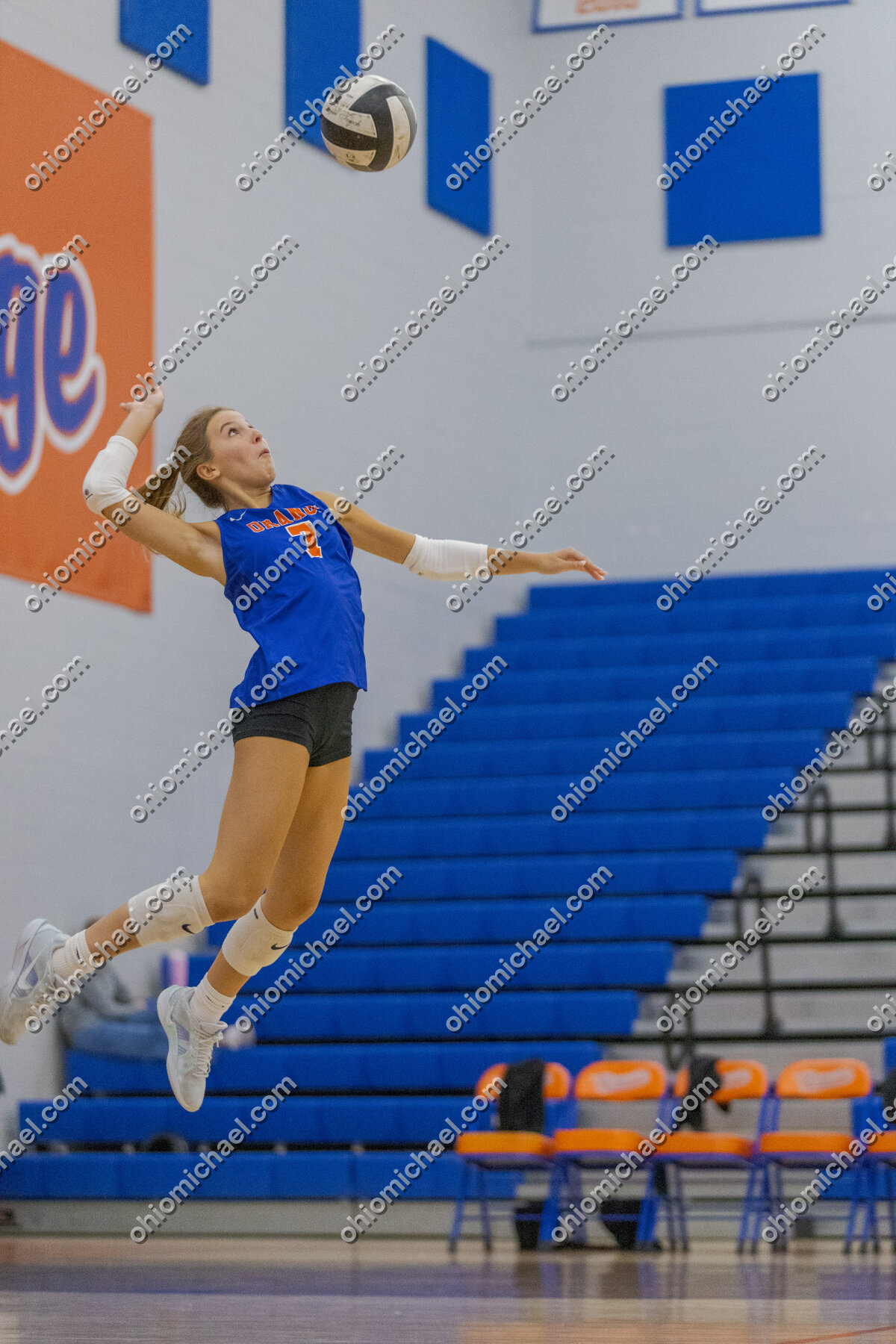 Olentangy Orange HS Girls JV Volleyball vs Dublin Coffman HS — photo 01m4a4mbknwhc4wzqxe5a41cyd
