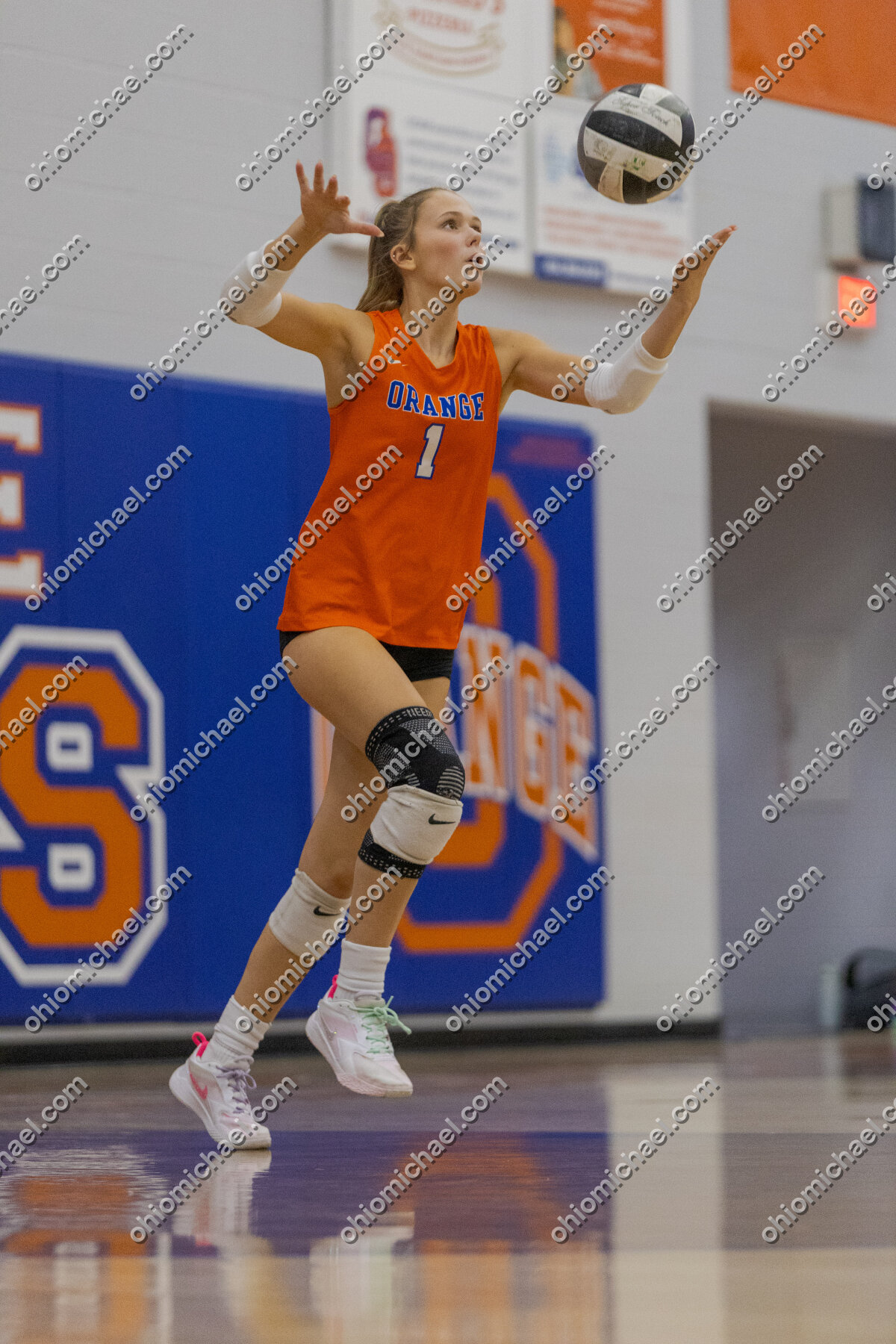 Olentangy Orange HS Girls JV Volleyball vs Dublin Coffman HS — photo 01m4a4msjryn1wzq1cj1krxxpz