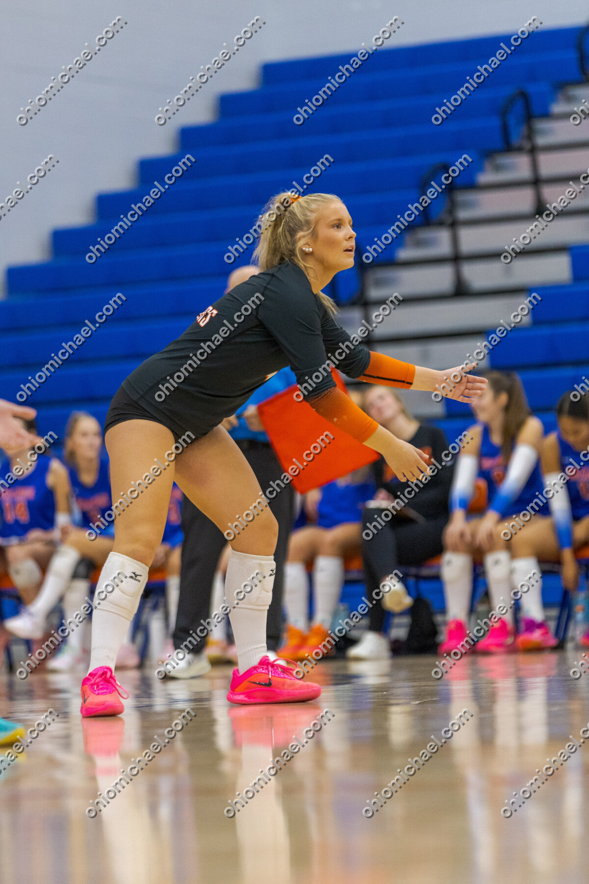Olentangy Orange HS Girls Varsity Volleyball vs Dublin Coffman HS — photo 01m4a4s75n1byayprv7vbb1yd9