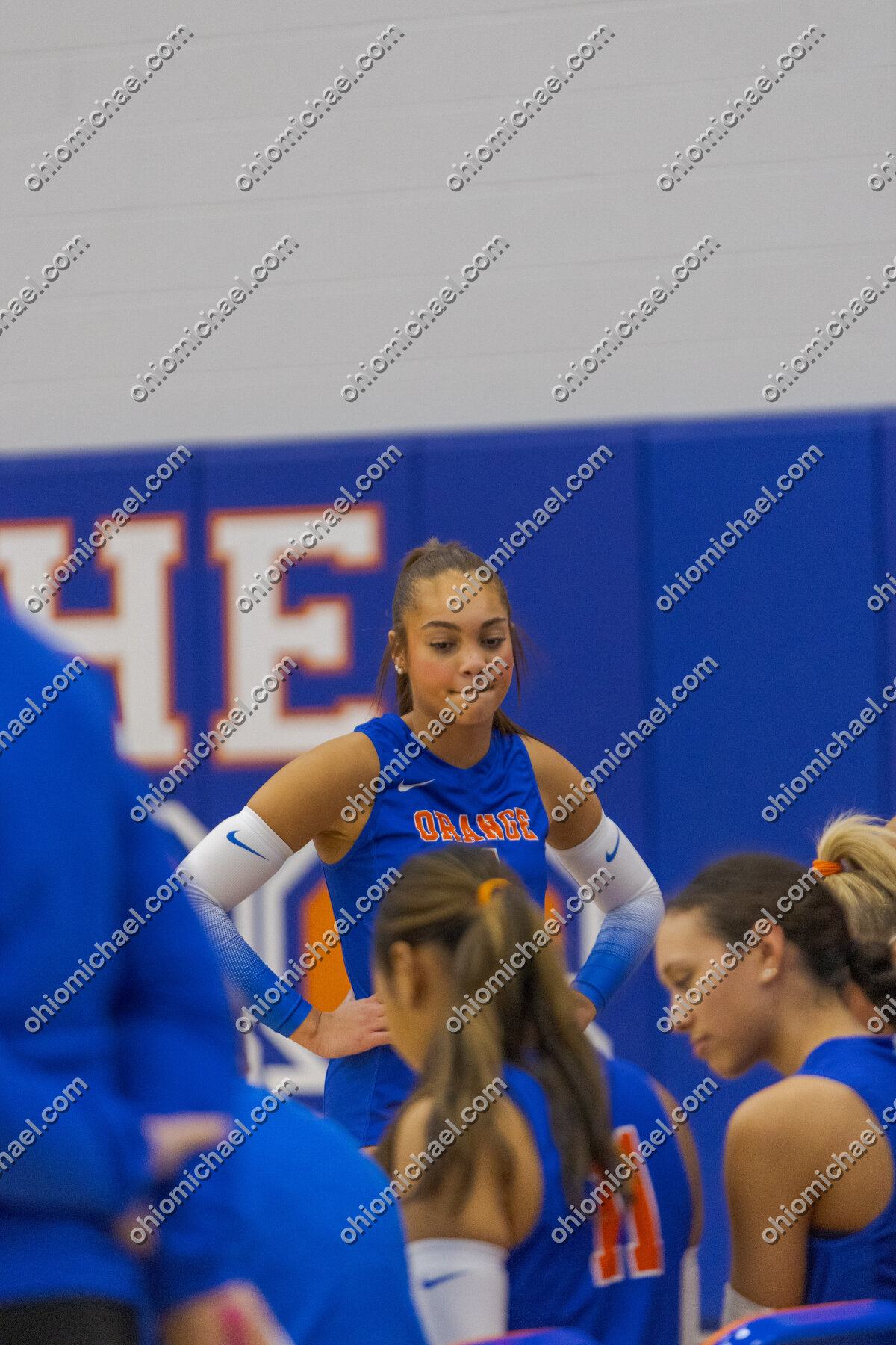Olentangy Orange HS Girls Varsity Volleyball vs Dublin Coffman HS — photo 01m4a4v056h779msnrp4zp11z2
