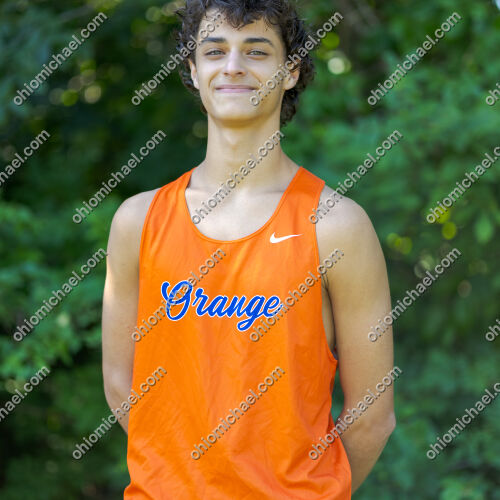 2026 Olentangy Orange high school Cross Country Senior Photos — photo 01m1jc6n7v1haa8g7r9zr7eccq